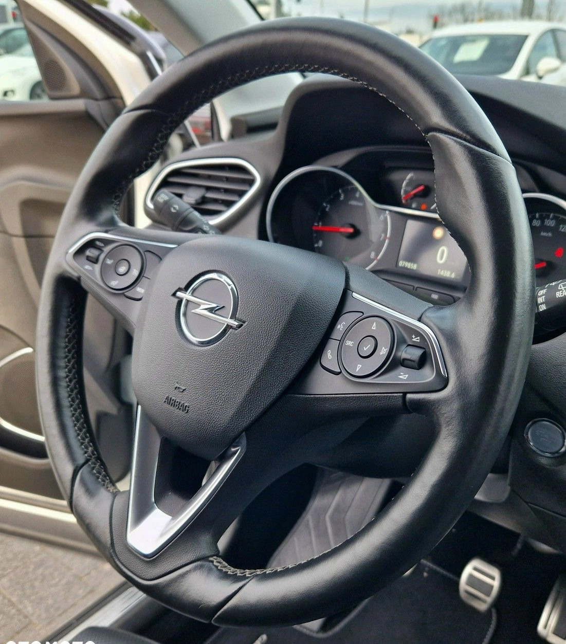 Opel Grandland X cena 69999 przebieg: 79000, rok produkcji 2018 z Dębno małe 781